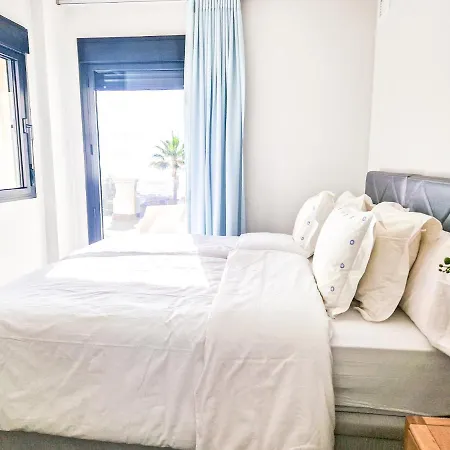 Luxury 2 Bedrooms With Seaview Blue 4104 * Manilva