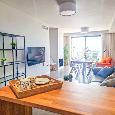 Luxury 2 Bedrooms With Seaview Blue 4104 Manilva