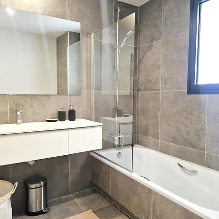 Luxury 2 Bedrooms With Seaview Blue 4104 Apartment *